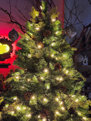 ÁRVORE REALISTA PINHEIRO CONSTELAÇÃO 400 LEDS WARM 1241 GALHOS 2,10CM MODELO CLICK BIVOLT